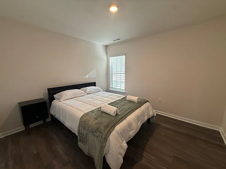 4153 Trevino Dr — Photo 15