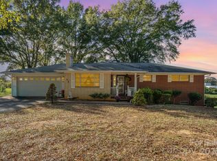 1580 W Cloaninger Ave, Statesville, NC 28625