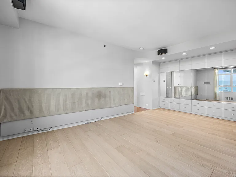 403 Main St #603N — Photo 10