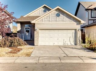1046 S Channelside Way SW, Airdrie, AB T4B 3H9
