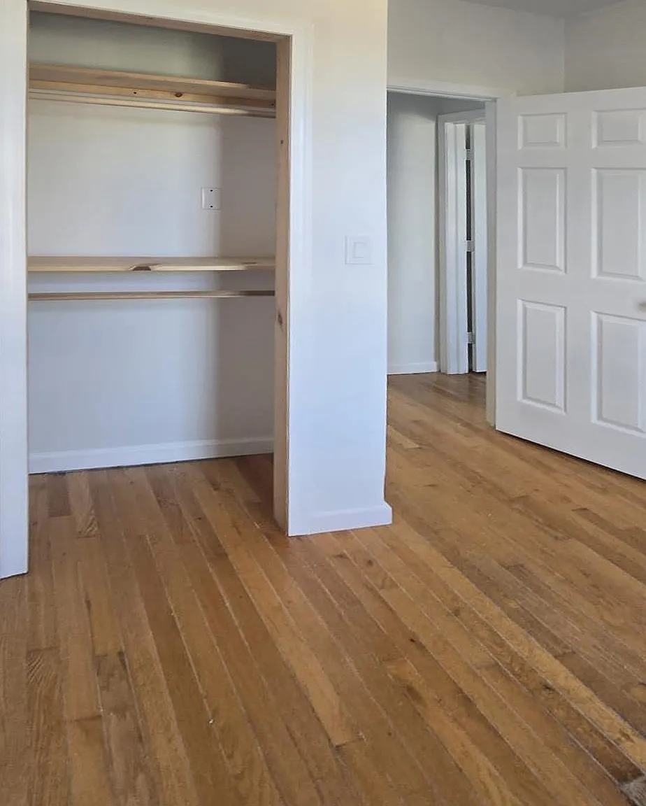 3 bed, 1.0 bath, $2,600 — Photo 4
