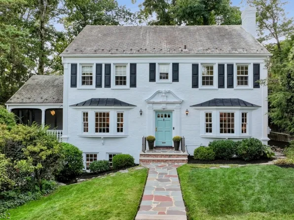 89 Collinwood Rd. S, Maplewood Twp., NJ 07040