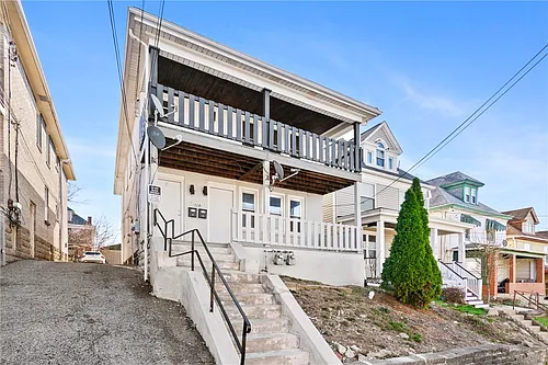 1508 Rockland Ave Photo 1