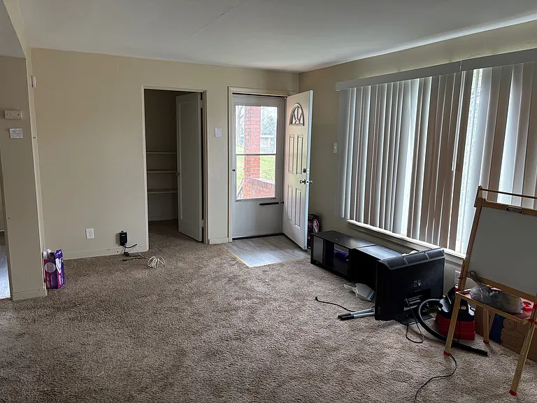 906 Elizabeth St #4 — Photo 7