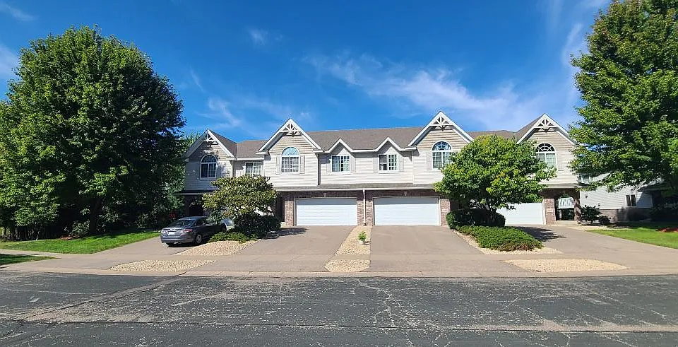 14910 Sumter Ave