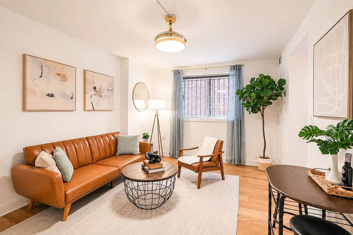 2 bed, 1.0 bath, 707 sqft, $2,750 — Photo 3