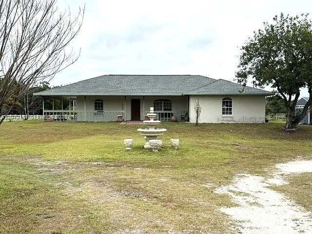 4 bed, 2.0 bath, $2,900 — Photo 4