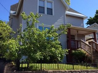 240 W Bluff St, Marquette, MI 49855