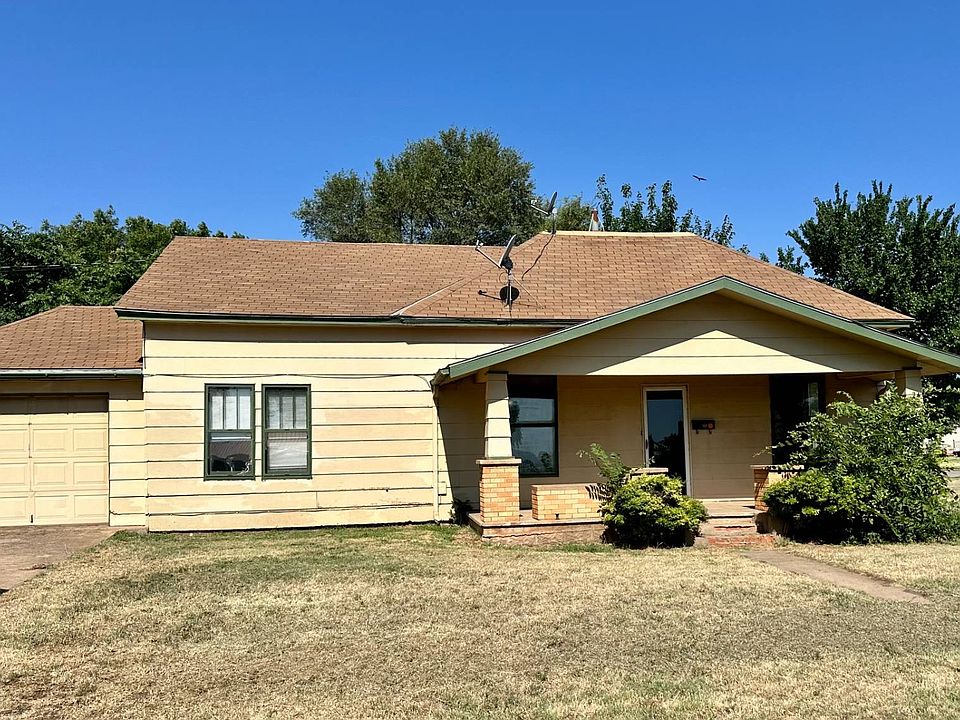 1st image of 303 9th St