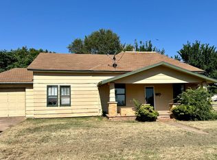303 9th St, Alva, OK 73717