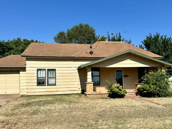 303 9th St, Alva, OK 73717