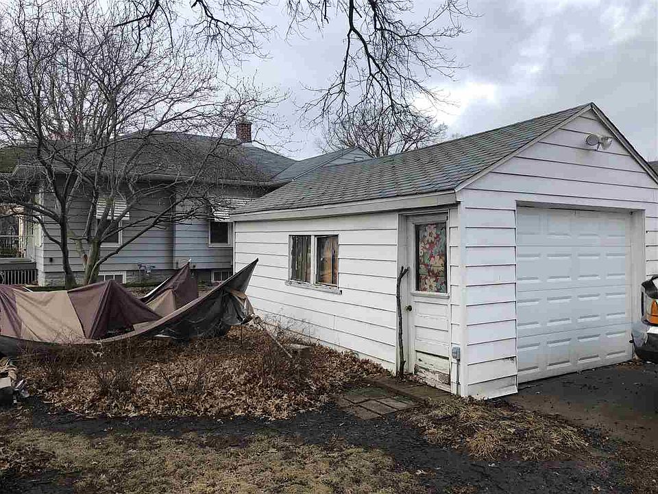 2nd image of 933 53rd St