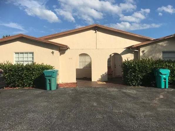3010 SE 2nd St, Boynton Beach, FL 33435