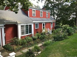 18 N Broad St, Pawcatuck, CT 06379