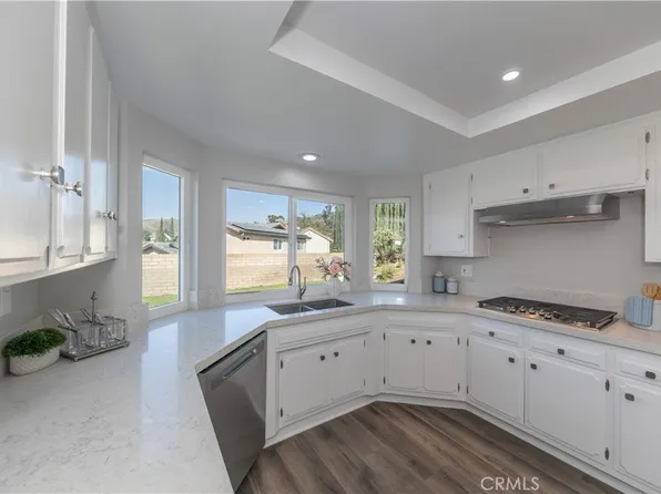 980 S Loyola Dr, Anaheim, CA 92807