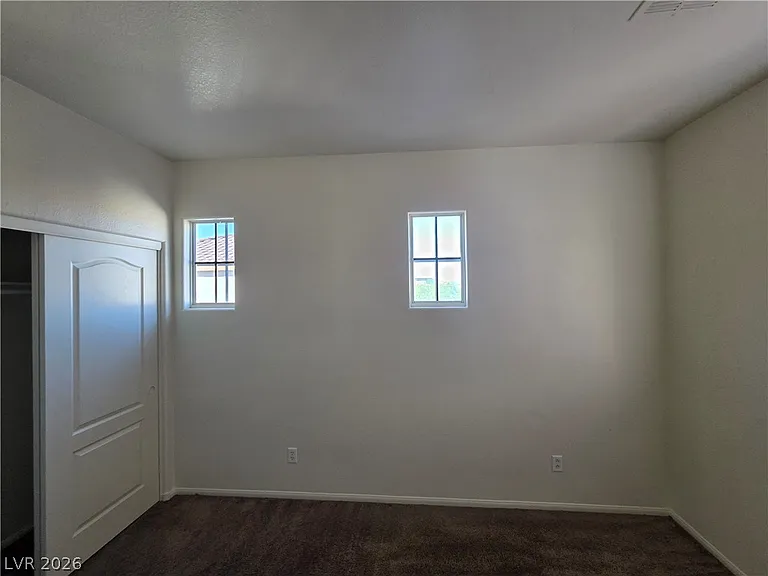 731 Emerald Idol Pl — Photo 47