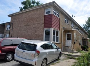 2842 W Berwyn Ave, Chicago, IL 60625