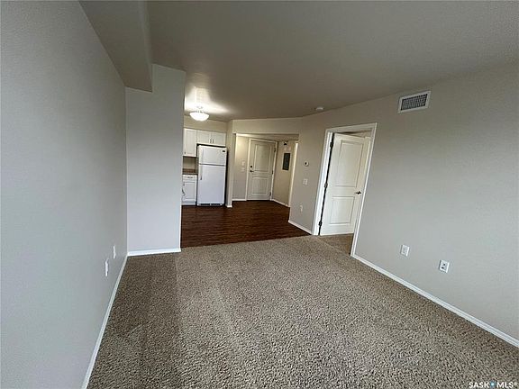 3rd image of UNIT 426-601 110th AVENUE