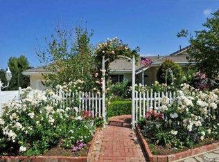 6479 Clear Springs Rd, Simi Valley, CA 93063