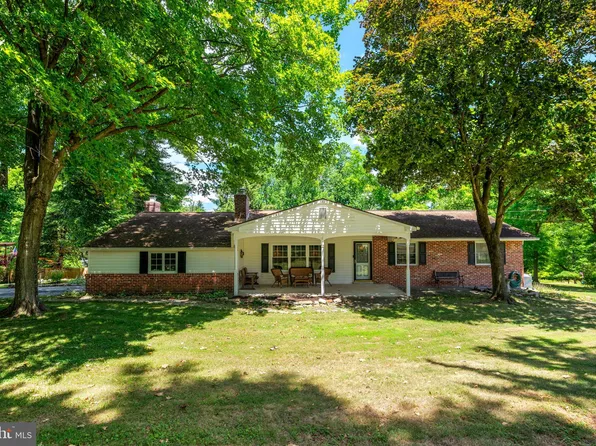 1 Arrowhead Trl, Media, PA 19063