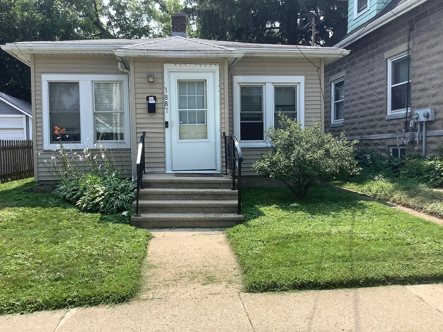 2 bed, 640 sqft, $1,395 — Photo 2