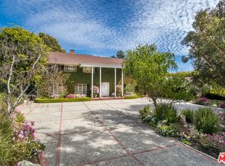 694 N Tigertail Rd, Los Angeles, CA 90049