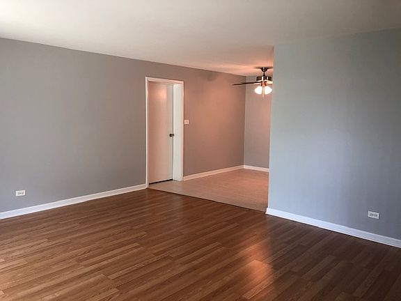 5th image of 1302 Forestdale Ct #1302
