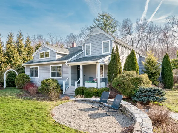 50 Washington Road, Cromwell, CT 06416