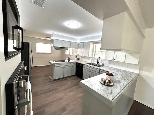 1212 Desiree Ln — Photo 13