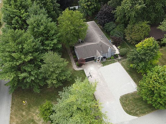 4th image of 9868 Sunnymeade Ln