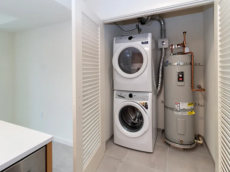 Enclosed Closet For Washer/Dryer