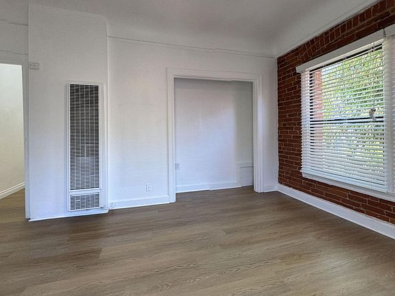 4th image of 130 S Coronado St #110