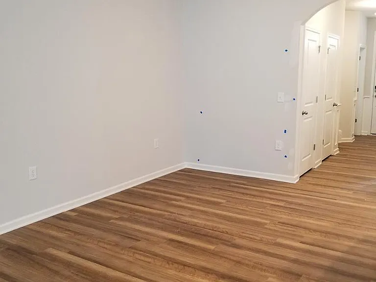 6137 Beale Loop — Photo 11