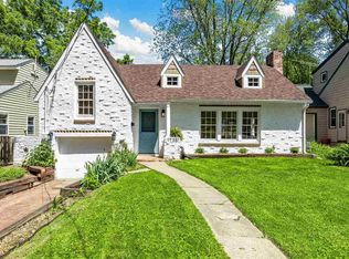 1726 E College St, Iowa City, IA 52245