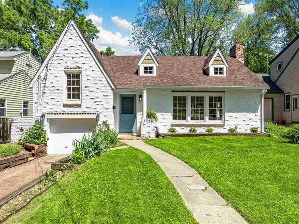 1726 E College St, Iowa City, IA 52245
