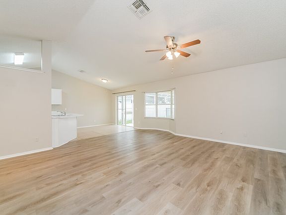 4th image of 8608 Wellington Loop