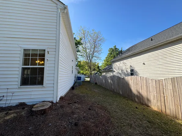 19 Wiltshire Pl, Durham, NC 27713