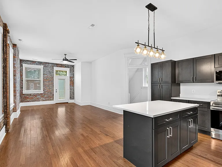 2722 Armand Pl #2F — Photo 19