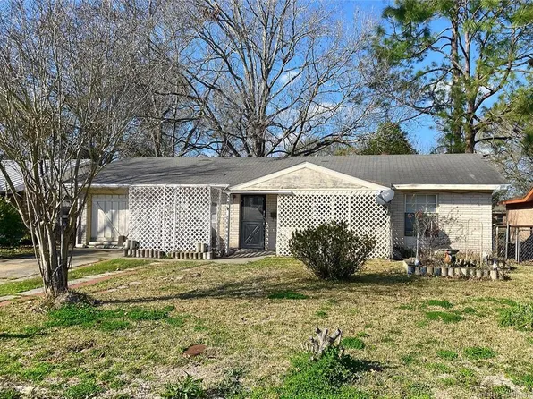 206 W Madison St, Jennings, LA 70546