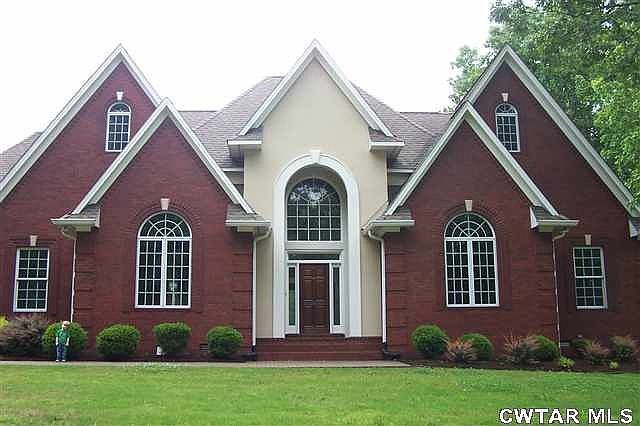 1st image of 124 Dogwood Ln