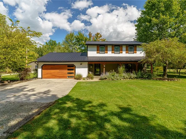 37340 Capel Rd, Grafton, OH 44044