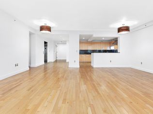 146-148 W 22nd St APT 8, New York, NY 10011