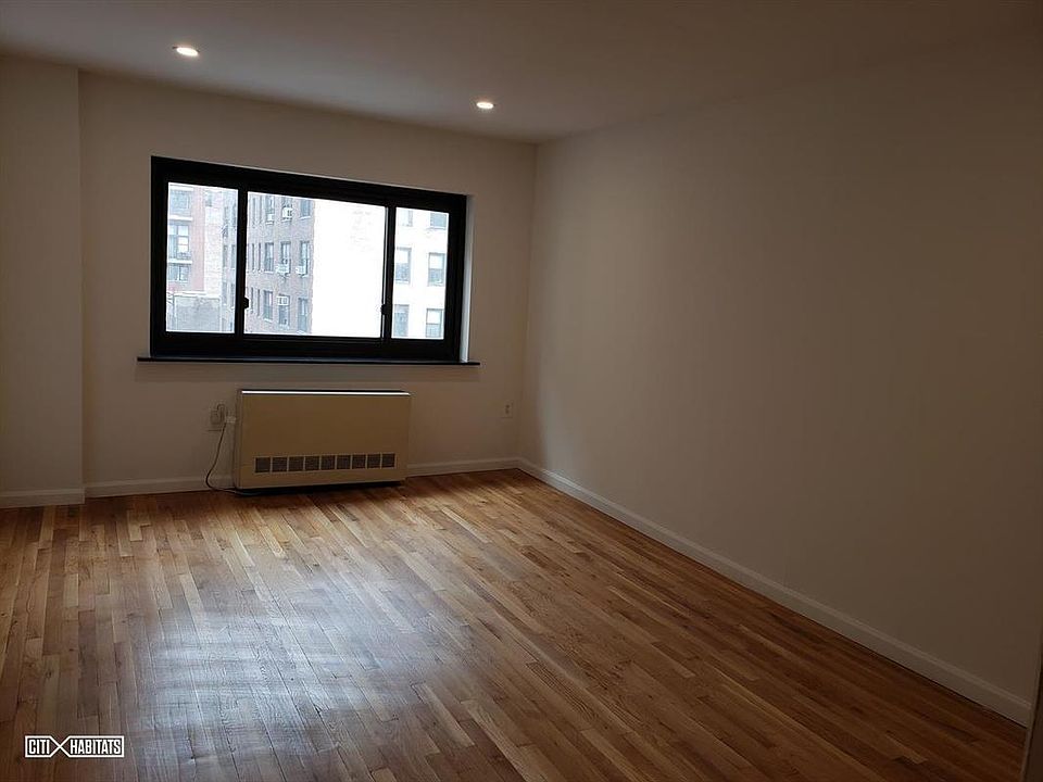 2nd image of 207 E 27th St APT 6F