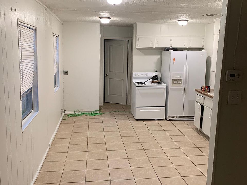 1st image of 1020 N 12th St