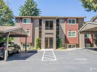 15715 4th Ave S #222, Burien, WA