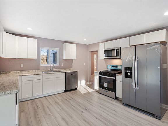 5th image of 4390 Westinghouse Ave