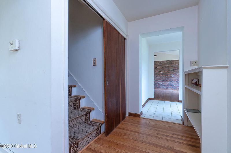 5th image of 92 Ashdown Road
