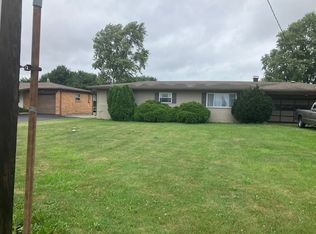 520 E Pike St, Kirklin, IN