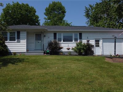 35 Echo Hill Dr, Rochester, NY, 14609