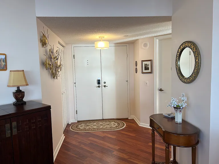 Entry way